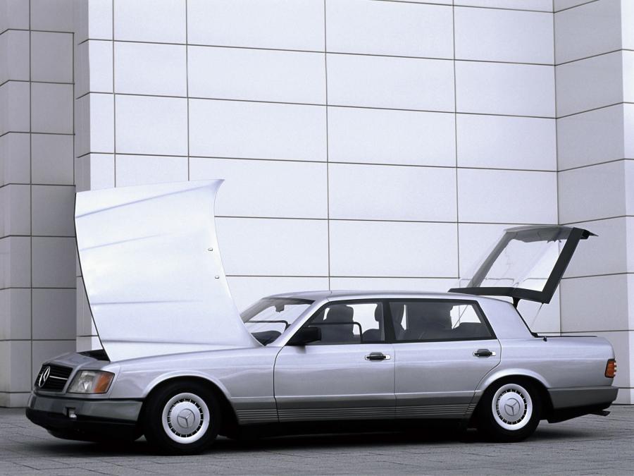  Mercedes-Benz Auto 2000 Concept 1981 года  (фото 10 из 12)
